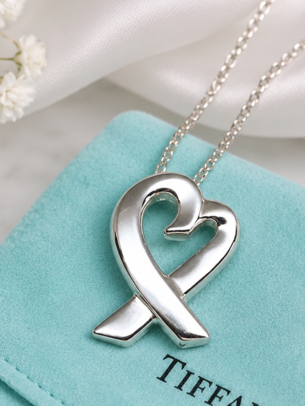 Tiffany & Co Paloma Picasso loving heart  925 sterling silver 16”  box NiCE